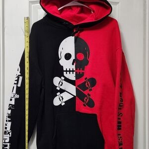 Avril Lavigne 2025 greatest hits tour sweatshirt. Small